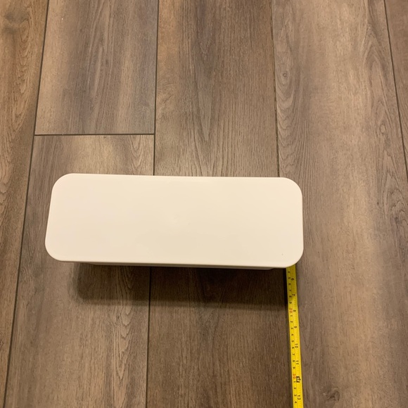 Large Rectangular Lidded Container NEW - Picture 2 of 3